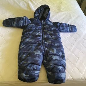NEW BABY GAP SNOW SUIT